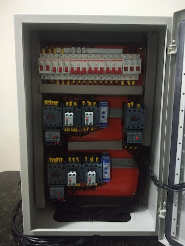 Eletricista.MV - Instalações e Manutenção Elétrica foto 1