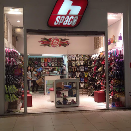 H. Space foto 1