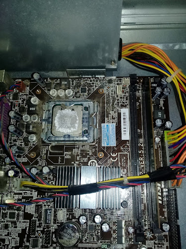 JNcell Informática Assistência técnica em Pc´s Notebooks e Celulares foto 1