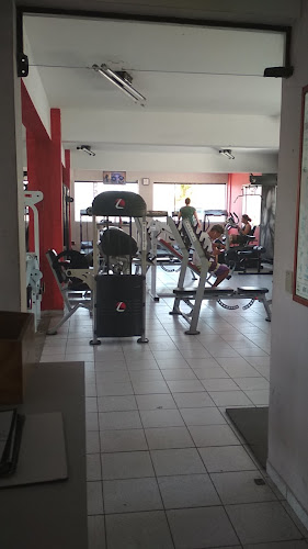 ProFit Academia Guarujá foto 1